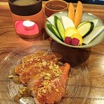 Wine Sakaba LONGING HOUSE Karuizawa - サーモンのカルパッチョとバーニャカウダ(ハーフ)