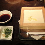 遊邑RAKUZA - できたて豆腐(北海道大豆使用)