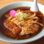 滝の茶屋 孫左衛門 - かつラーメン￥880円