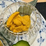 蓬左茶寮 - 利尻の白ウニ（キタムラサキウニ）