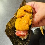 蓬左茶寮 - 雲丹と鮪の手巻き寿司