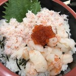 でか盛り海鮮問屋 - 店舗限定海老蟹丼