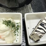 でか盛り海鮮問屋 - 選べる小皿２つ