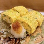 穴子料理と地酒 浅草 川井 - 三つ葉入り出汁巻き卵