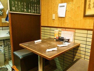 Harukoma - テーブル席