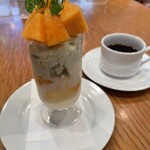 カフェ・ヴィヴモン・ディモンシュ - 