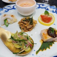 スーツァン・レストラン陳 渋谷店 - 見た目も綺麗な前菜