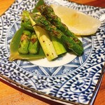 第一魚炉魚炉酒蔵 - アスパラ焼き