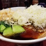 鶏ガラ醤油らーめん じゅうじせい - たまり醤油鶏節らーめん＋ねぎ。