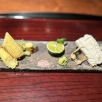 鉄板焼き いわ倉 - ヤングコーン・梅雨アナゴ