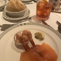 ロウリーズ・ザ・プライムリブ 恵比寿ガーデンプレイス店 - 