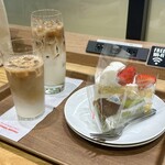 カッフェ イタリアン・トマト - 