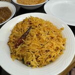 コチン ニヴァース - 