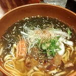 谷町 わらかし - ソーキそば　もずく入り