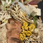 松阪牛・神戸牛・近江牛 三大和牛食べ比べ しゃぶ輝 - 