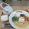 鯛塩そば 灯花 横浜ワールドポーターズ店