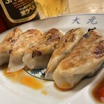 大元 - ここのギョウザにカラッと感がなくなって1ヶ月ばかり。今日は少し良い