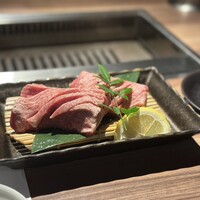 焼肉ダイニング MEGUMI 本店 - 