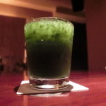 バー ル・サロン - 青汁ではなく、モヒートである。