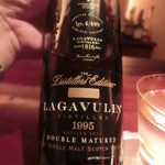 バー ル・サロン - ラガブーリン　ダブルマチュードである。甘口ワインの品種ペドロヒメネスで熟成させたレア品。