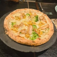 800°DEGREES ARTISAN PIZZERIA - 