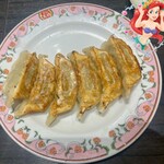 GYOZA OHSHO - 【グランドメニュー】✤〖ニンニク激増餃子〗(1人前6ヶ)(385えん)ニンニクは青森産・小麦粉は北海道産使用
ガツンインパクトがある餃子は最高♡♡♡ノンアルコールが進んじゃいます(≧◡≦✿)✨️

