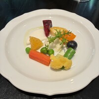 ラ・ボンヌターブル - 