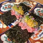 304859707 - ・肉寿司昆布〆