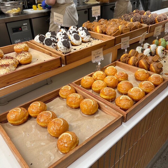 we♡donut ホワイティうめだ （ウィーラブドーナツ） - 東梅田