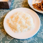 シャンティ - お皿にくっつかない、見事な"炊き"と"蒸らし"のライス。