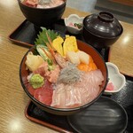 浜焼き･海鮮丼 かもめ丸 - 