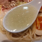 麺家 たけ田 - スープの感じ