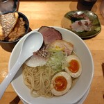 麺家 たけ田 - ラーメンと丼と刺身！