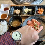 肉の青木商店 - 独逸的左腕のお供と