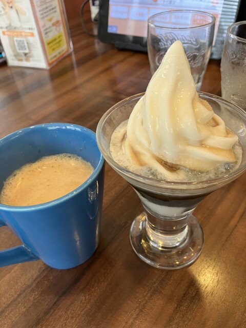 Jonathan Komae Ten photo 3