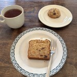 サンセットクッキーズ - チョコスコーン、キャロットケーキ