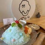 QQQ×UTA - 