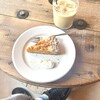 COFFEE HOUSE punkt. - カラマンダリンとローズマリーダマンドのタルトと和紅茶チャイティーラテ