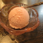 SATOブリアン - とちおとめのアイスクリーム