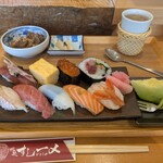 囲魚すし一〆 - 