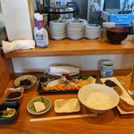 加賀本店 - ランチのお刺身定食