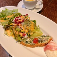 スペイン料理 La Cazuela 三ノ宮 ミント神戸店 - 前菜プレート