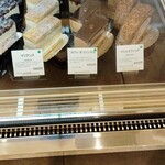 洋菓子舗 茂右衛門 - 