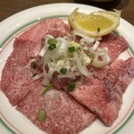 焼肉 鶯谷園 - カルビ（塩）980円