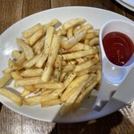 東京メルカート - ポテトフライ(¥730)