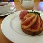 パティスリー・アンピフルリ - 