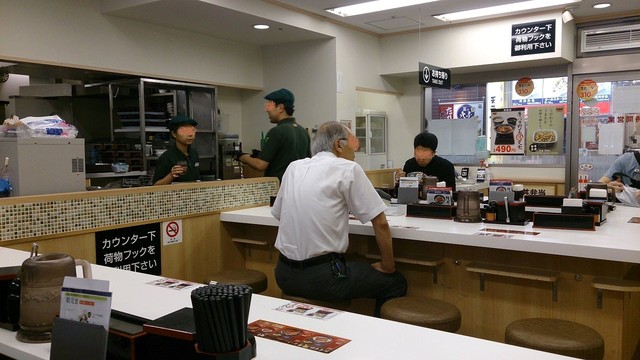 Yoshinoya Kasai Ekimae Ten photo 4