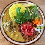 podoco - 二種がけ（チキンとレモンクリーム、ひき肉とフレッシュトマトのサルサのキーマ）