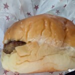 ドライブイン ひと休み - チーズバーガー