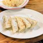 横浜家系ラーメン 剛麺家 - 肉汁餃子